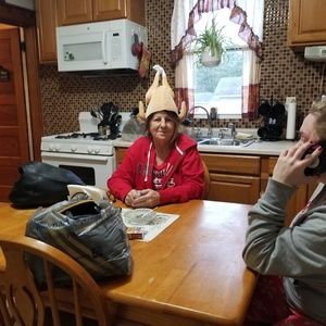 Meet your Posher, Delores